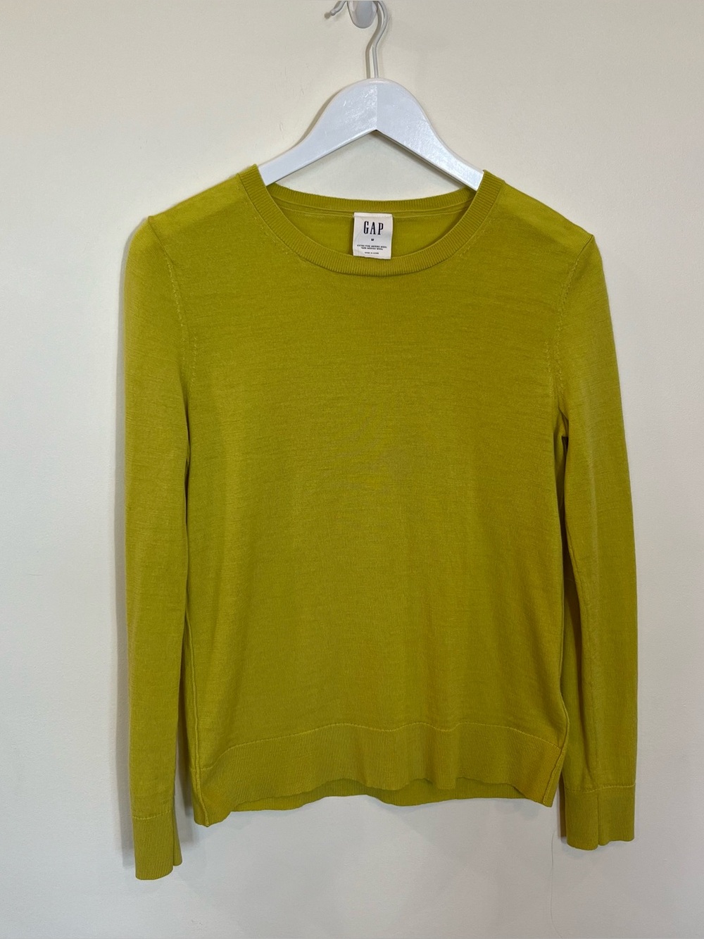 GAP Extra Fine Merino Wool Crew Neck Pullover Sweater Womens M Green Solid
